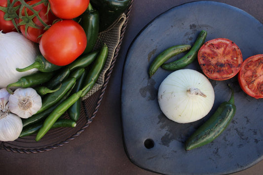 Authentic Chamba Comal - Black Clay Concave Griddle for Heating Tortillas and Roasting Veggies - Stovetop & Oven Safe – Handmade in Colombia