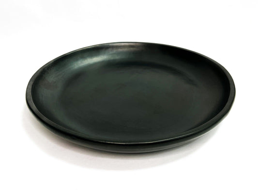 Chamba Round Plate w/ Edge