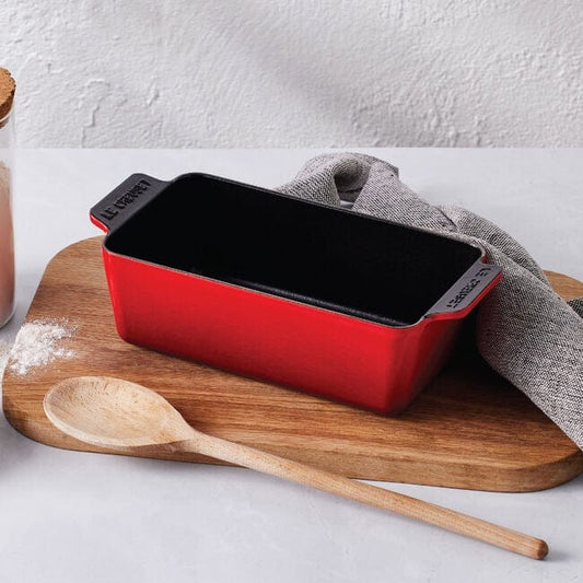 Le Creuset Cast Iron Signature Loaf Pan