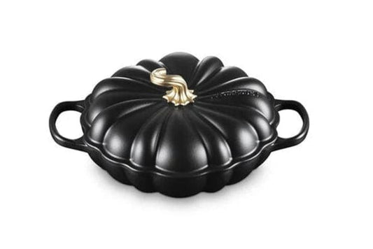 Le Creuset Pumpkin Braiser, 2.75 Quart - Licorice with Gold Knob