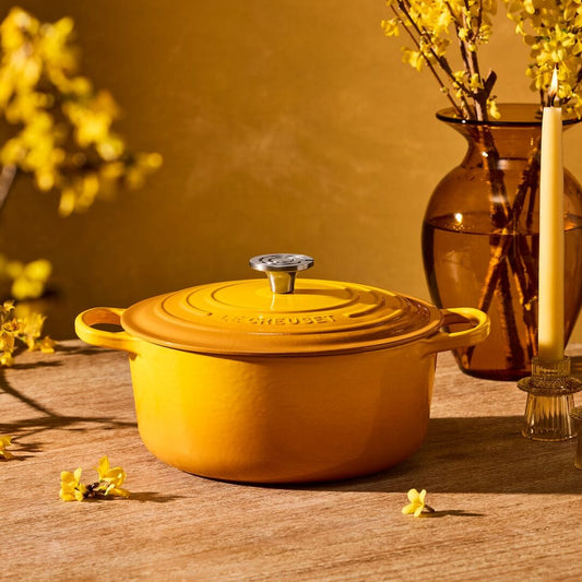 Le Creuset Signature Round Dutch Oven - 4.5 qt., Nectar