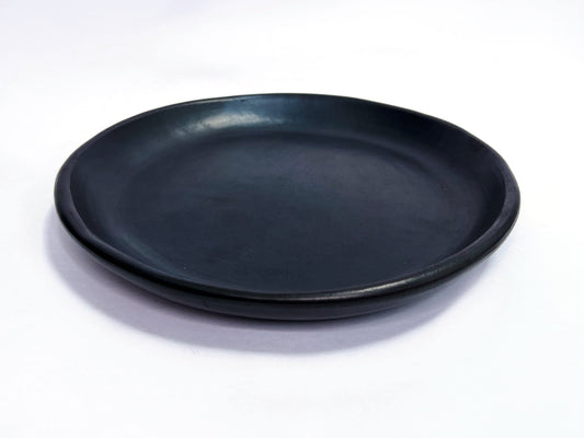 Chamba Round Plate w/ Edge