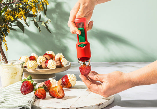 Dreamfarm Hullapit 3-in-1 Berry Huller & Pitter