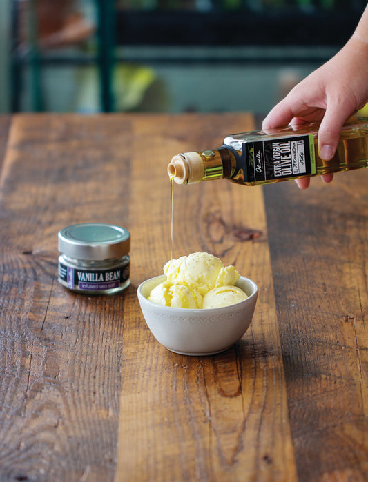 Olivelle Kalamata Greek Extra Virgin Olive Oil & Barrel Aged Balsamic Vinegar - Pairing 1
